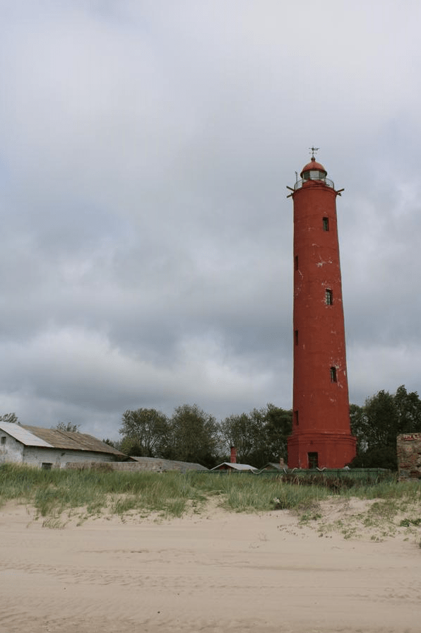 Lighthouse Akmensrags von Strand aus