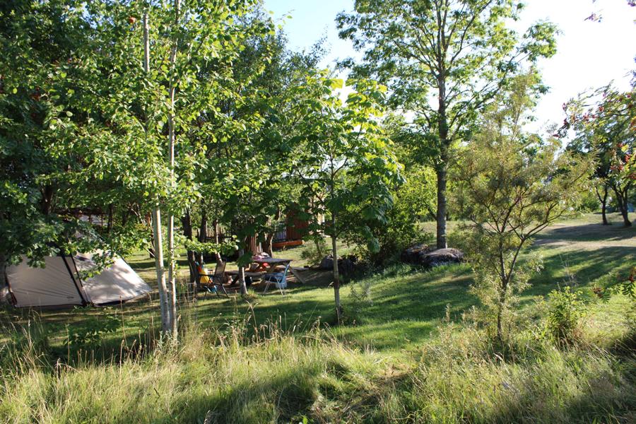 Rūgumi Campingplatz Zelte